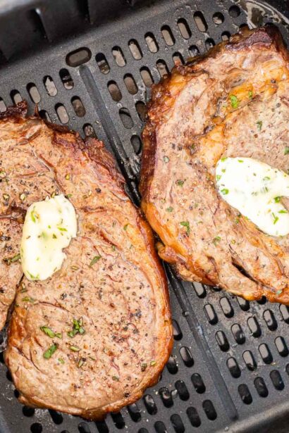 Steak de côte de boeuf à la friteuse à air