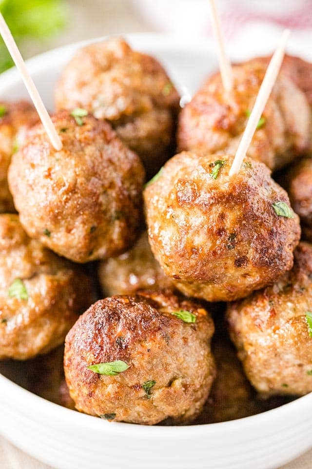 Boulettes de viande dans un bol