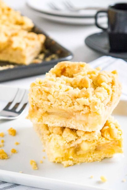 Gâteau aux Pommes Allemand en Plaque avec Streusel