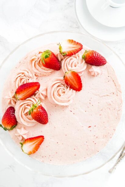 Gâteau aux Fraises Fait Maison