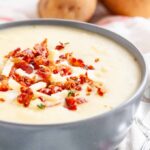 Soupe de pommes de terre au fromage