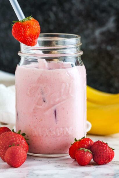 Smoothie au Yaourt de Fraise et Banane