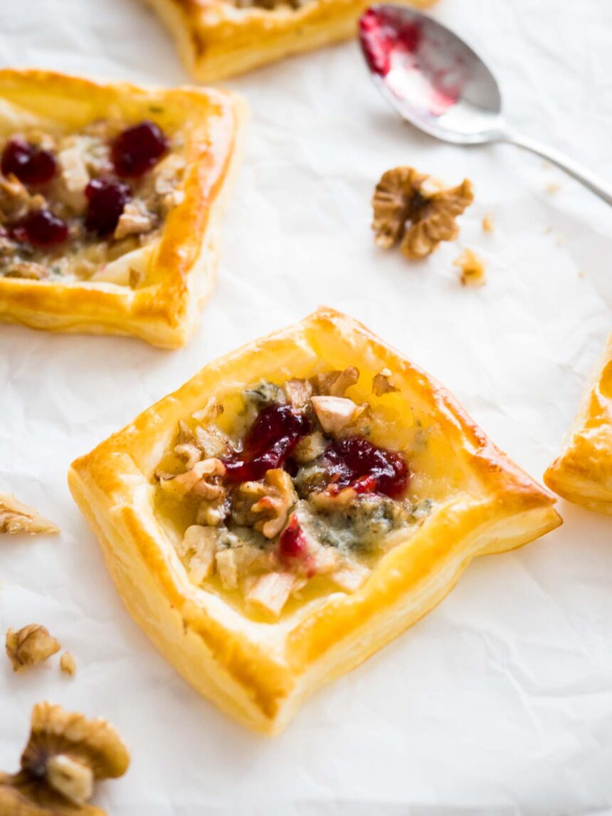 Recette de Mini Tartelettes aux Poires et Gorgonzola